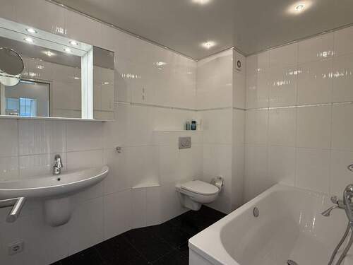 Badezimmer - Mehrfamilienhaus, Wohnhaus mit 260,00 m&sup2; in Herten zum Kaufen