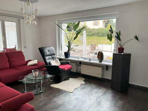 großzügig Wohnen - 'Komplett renoviert & bezugsfertig - Zweifamilienhaus mit Wintergarten und Doppelgarage in Sulgen!'