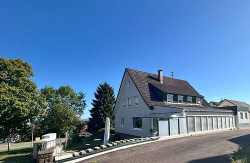 Haus mit Wintergarten - 