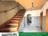 Treppenhaus - 7 Zimmer Einfamilienhaus zum Kaufen in Helmbrechts