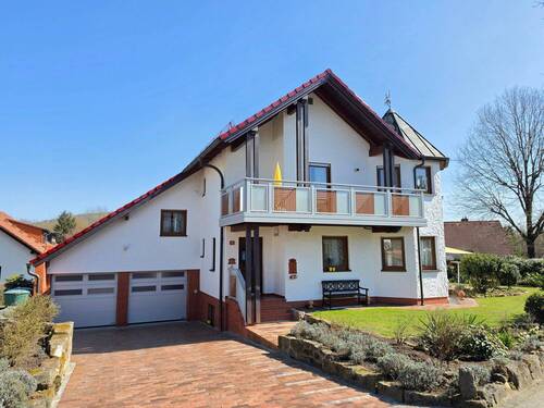 Individuell, intelligent, besonders! - 5 Zimmer Einfamilienhaus zum Kaufen in Neustadt bei Coburg