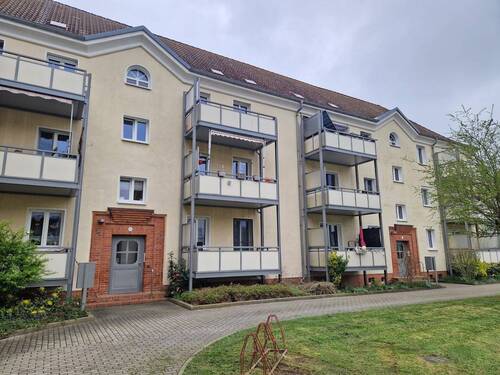 Objekt - Frisch renoviert - jetzt besichtigen und top Wohnung mit großem Balkon sichern!