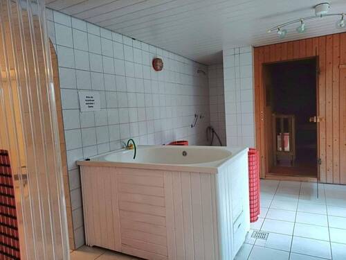 Sauna mit Tauchbecken - 