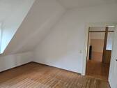 Wohnen - Etagenwohnung mit 77,00 m² in Saarbrücken zur Miete