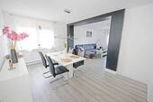 Wohnzimmer im EG - 
