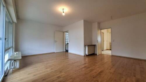 Wohnzimmer - 4 Zimmer Reihenendhaus in Offenbach