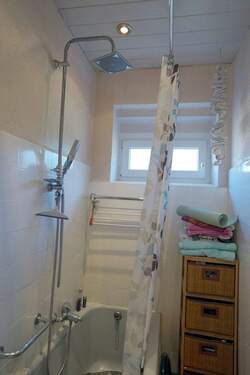 Dusche im Erdgeschoss - 
