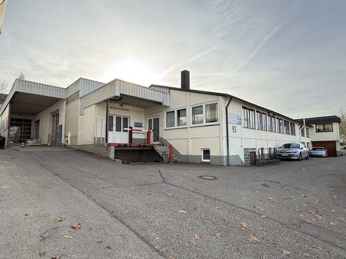 Zufahrt - Halle in Crailsheim