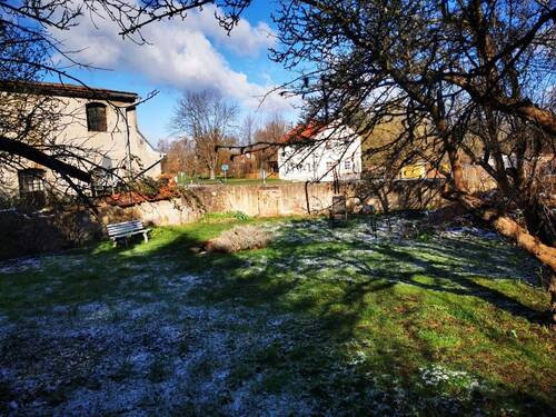 Garten - 7 Zimmer Mehrfamilienhaus, Wohnhaus in Mügeln