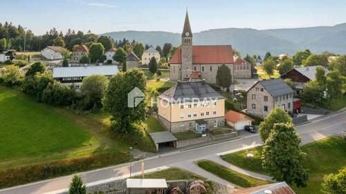 Außenansicht Drohne 3 - 1 Zimmer Mehrfamilienhaus, Wohnhaus zum Kaufen in Mauth