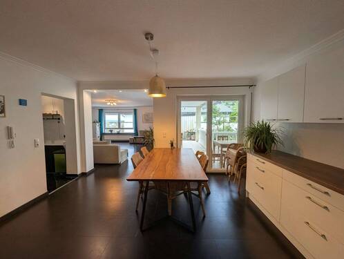 Esszimmer, offener Wohnbereich - 4 Zimmer Etagenwohnung in Forchheim