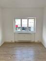 Wohnzimmer - 2 Zimmer Etagenwohnung zur Miete in Erfurt
