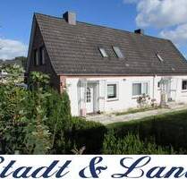 Doppelhaushälfte mit 4 Zimmern und neuer HeizungElektrik usw. - Schwentinental Raisdorf