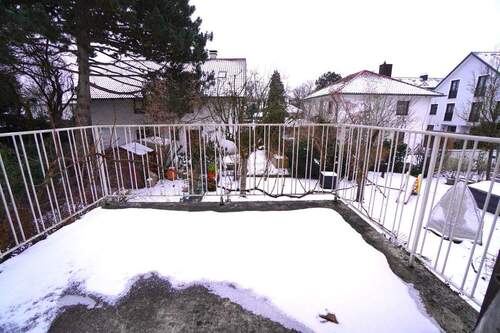 Süd-Balkon - 4 Zimmer Etagenwohnung in München