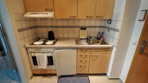 Praktische Küchenzeile - 1 Zimmer Etagenwohnung in Uhldingen-Mühlhofen