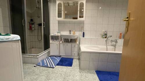 Bad im Erdgeschoss - 