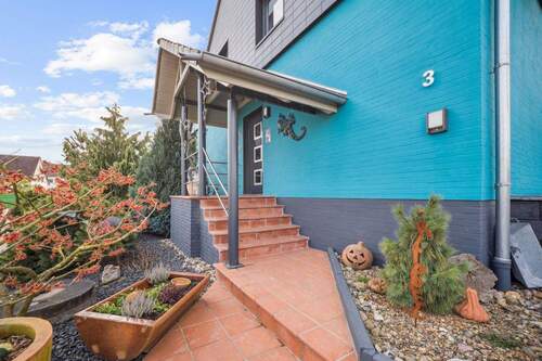 Aufgang zur Haustür - 6 Zimmer Einfamilienhaus zum Kaufen in Lahstedt / Gadenstedt