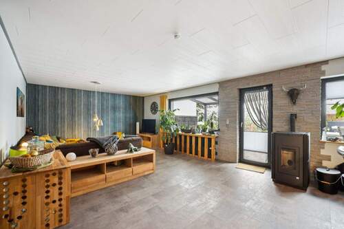 Das Wohnzimmer - 6 Zimmer Einfamilienhaus in Lahstedt / Gadenstedt