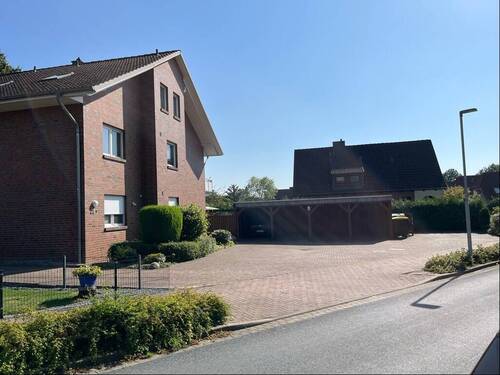 Carports und Stellplätze - 