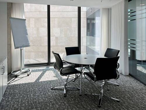 Property Image 5 - 