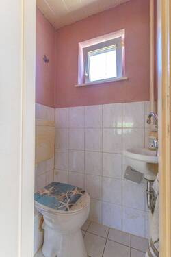 G-WC im EG - 