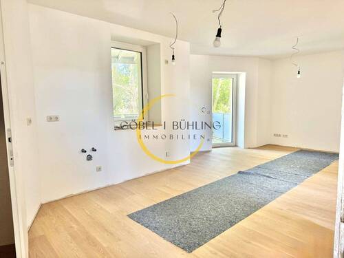 Wohnzimmer mit Küchenzeile - 