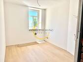 Wohnungen Links: Kinderzimmer/Büro - 