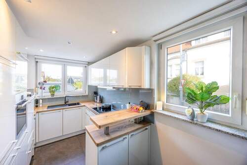 Küche - Doppelhaushälfte mit 95,00 m² in Ludwigsburg zum Kaufen