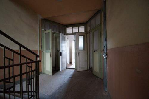 originale Wohnungstüren - 