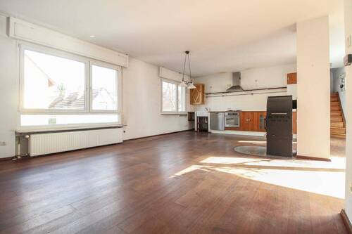 Wohnzimmer_Küche OG - Loftartiges EFH mit Einliegerwohnung & zwei Dachterrassen in Toplage von Mainz-Gonsenheim