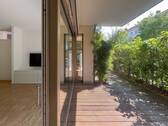 Raum 2 mit Terrassenzugang - 
