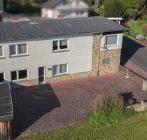 Ankommen. Wohlfühlen. Glücklich sein. - Im eigenen Haus mit Gartenparadies! - Hünstetten Beuerbach