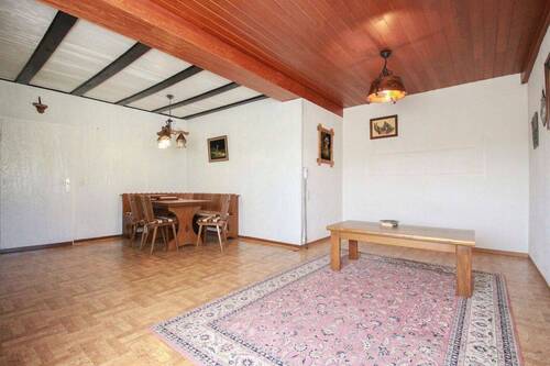 Wohnzimmer(1) - 5 Zimmer Einfamilienhaus in Hünstetten