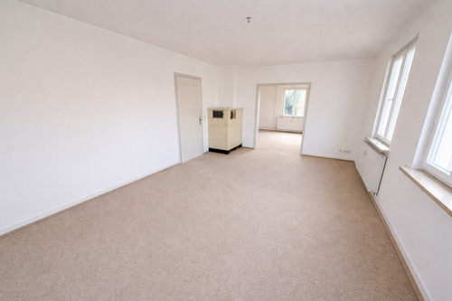 Impression Wohnzimmer - 8 Zimmer Mehrfamilienhaus, Wohnhaus zum Kaufen in Trossingen