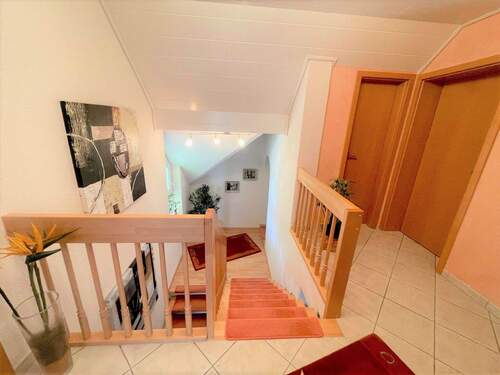 Blick auf das Treppenhaus (2) - 