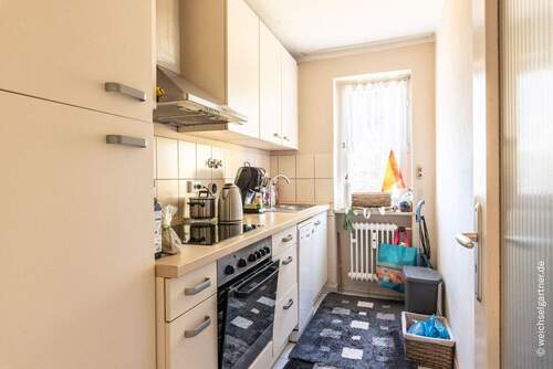 Küche mit Einbauküche - 