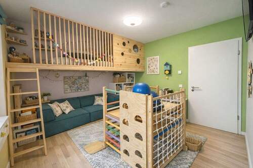 Flexible Nutzung, hier mit eingebauter Hochbettebene - 