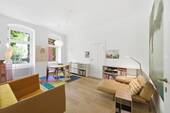 Wohnzimmer - 2 Zimmer Etagenwohnung zum Kaufen in Berlin