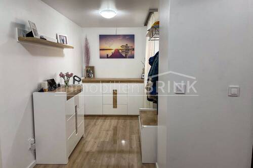 Garderobe.jpg - 4 Zimmer Doppelhaushälfte zum Kaufen in Langenzenn