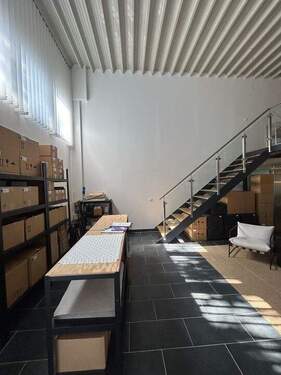 Bild 2 - 2 Zimmer Büro zur Miete in Mainz-Kastel