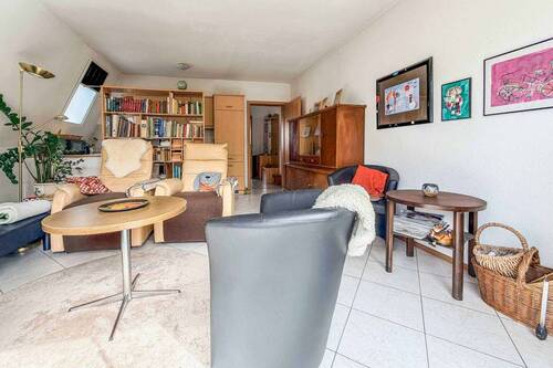 Wohnzimmer 2 2. OG Ansicht 01 - 