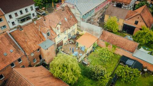 Hausansicht - 5 Zimmer Mehrfamilienhaus, Wohnhaus zum Kaufen in Immenhausen