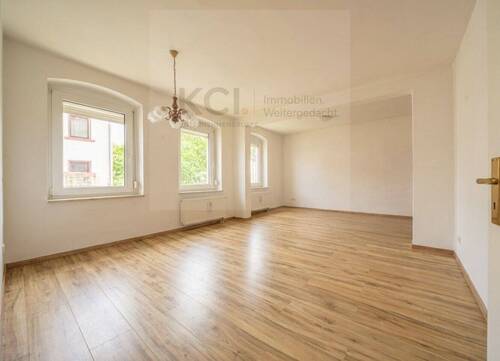 Wohnzimmer - Mehrfamilienhaus, Wohnhaus mit 156,00 m&sup2; in Immenhausen zum Kaufen