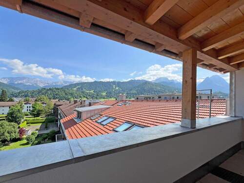 Ausblick - 3 Zimmer Etagenwohnung zum Kaufen in Garmisch-Partenkirchen