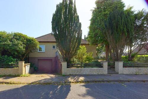 Hausansicht - Einfamilienhaus mit 226,00 m² in Seevetal / Hittfeld zum Kaufen