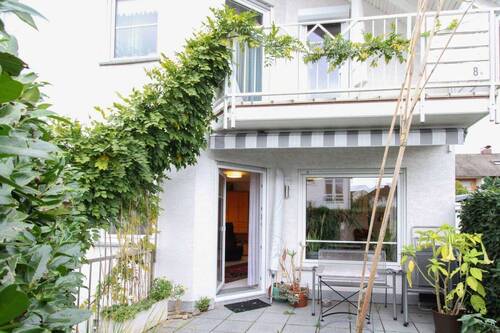 Balkon + Terrasse - 5 Zimmer Doppelhaushälfte zum Kaufen in Rödermark