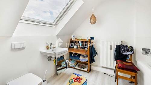 W1 1. OG Badezimmer 1 - 