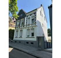 Gepflegtes Mehrfamilienhaus in Solingen-Mitte!