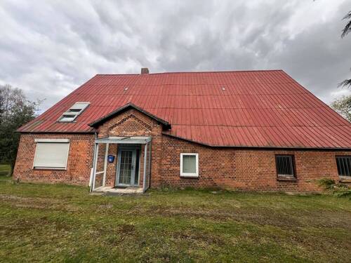 Eingangsseite - 6 Zimmer Bauernhaus, Landhaus zum Kaufen in Lübeck