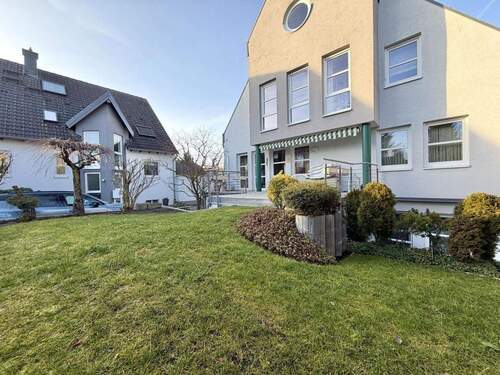 Gartenansicht - 3 Zimmer Etagenwohnung zum Kaufen in Obertshausen